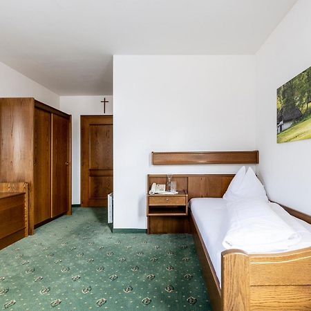 Genussgasthof & Hotel Beim Krutzler Heiligenbrunn Экстерьер фото