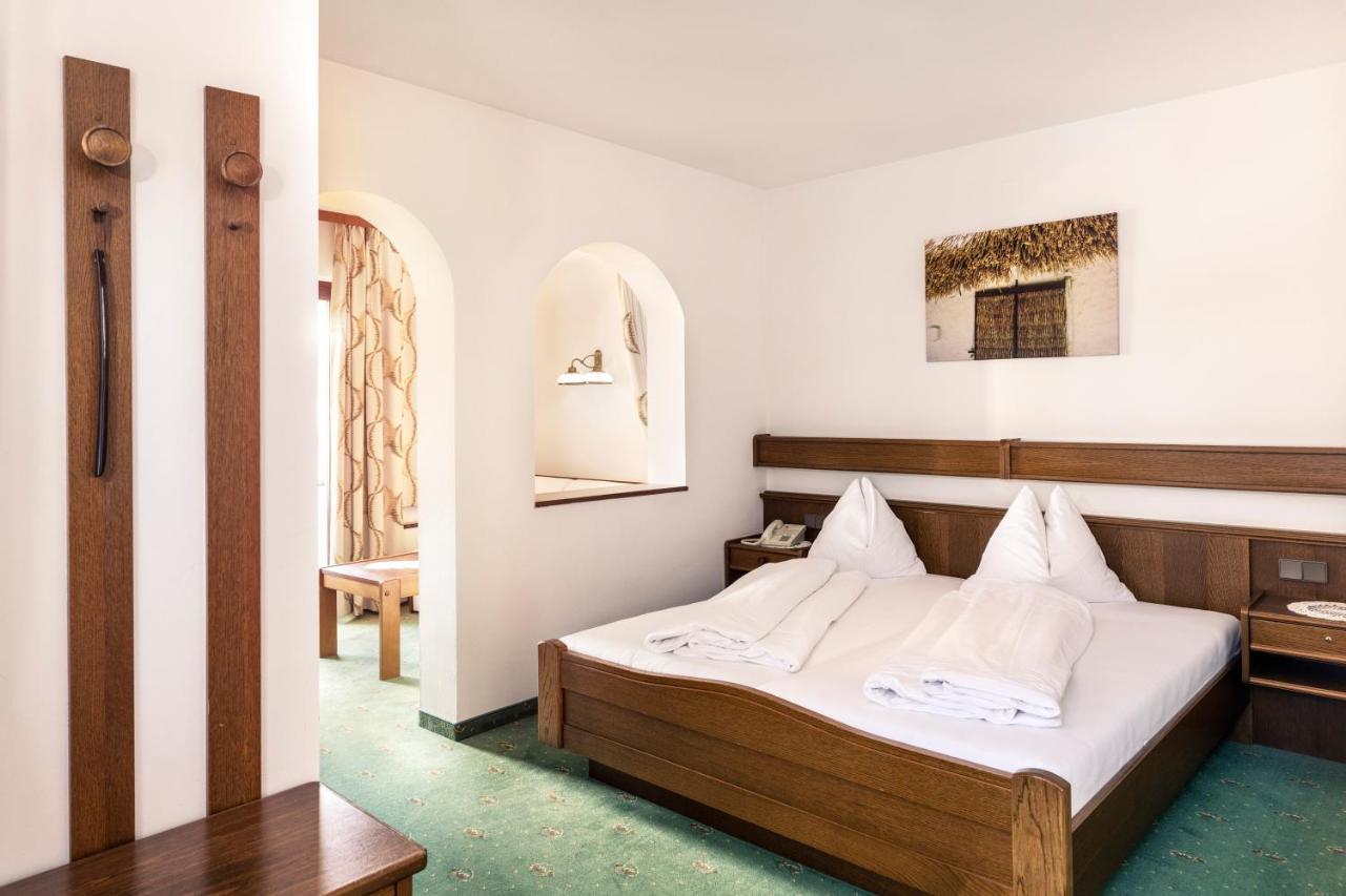 Genussgasthof & Hotel Beim Krutzler Heiligenbrunn Экстерьер фото